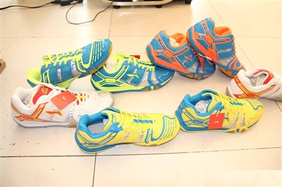 Giày Cầu Lông Lining AYTJ073 - 1, 3, 4